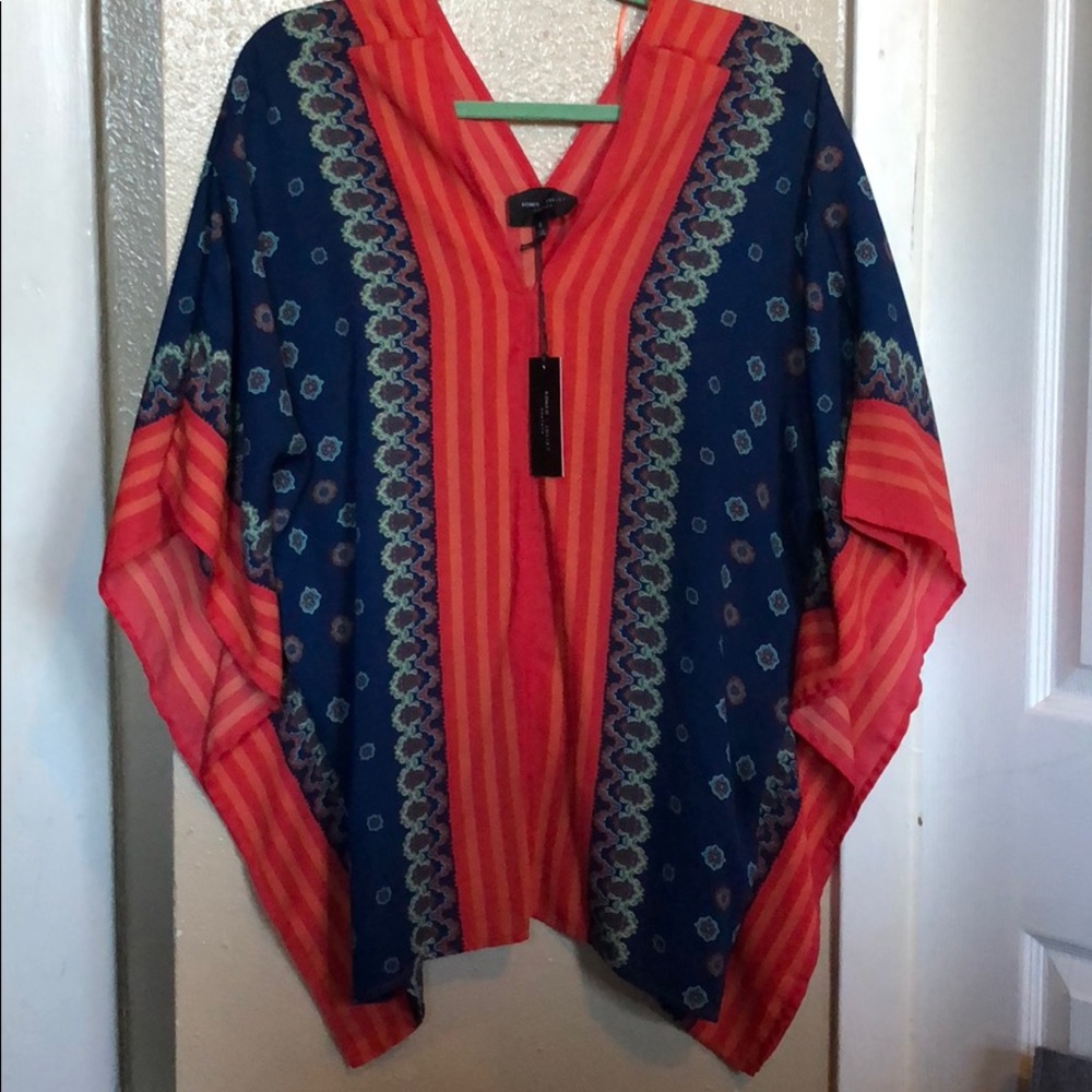 Romeo & Juliet Couture Resort Tunic Size S *NWT*